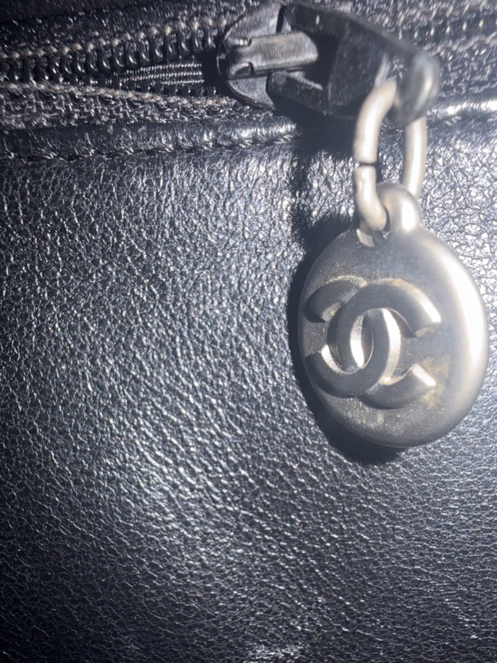 CHANEL Black Quilted CC Top-Handle Tote - Picture 10 of 10